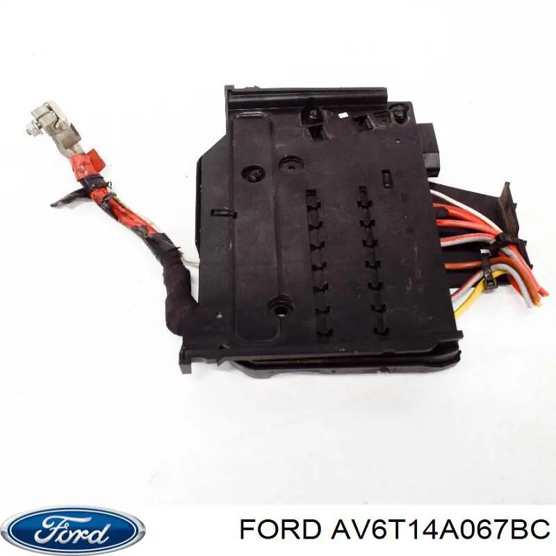 Купити 1793284 Ford Корпус запобіжників