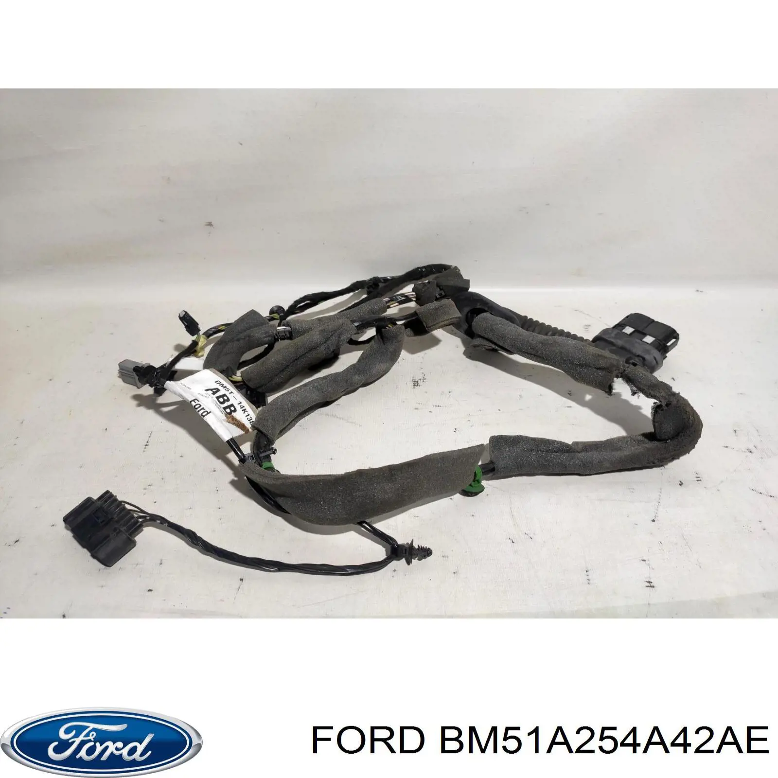 1708915 Ford Накладка задніх дверей, правих, вертикальних