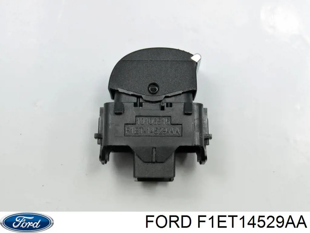 Кнопковий блок керування склопідіймачами передній правий Ford F1ET14529AA ціна, від 3.84 USD