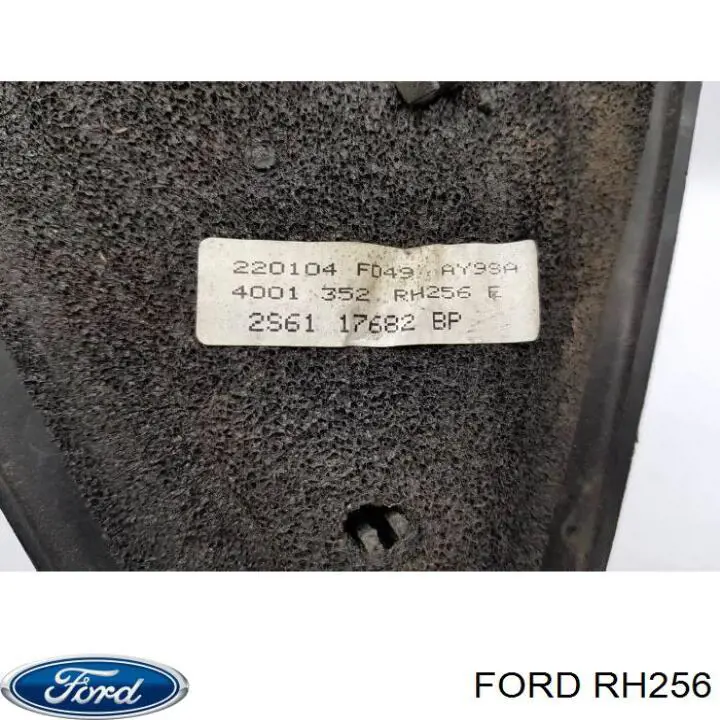 Корпус термостата RH256 Ford