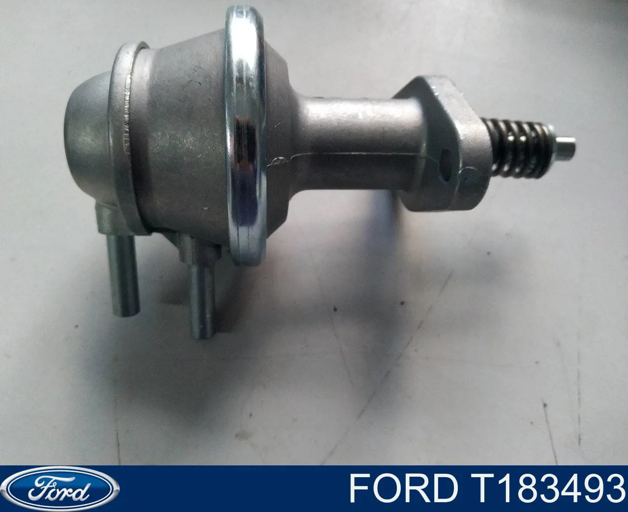 AM954F9350A1C Ford Паливний насос, механічний