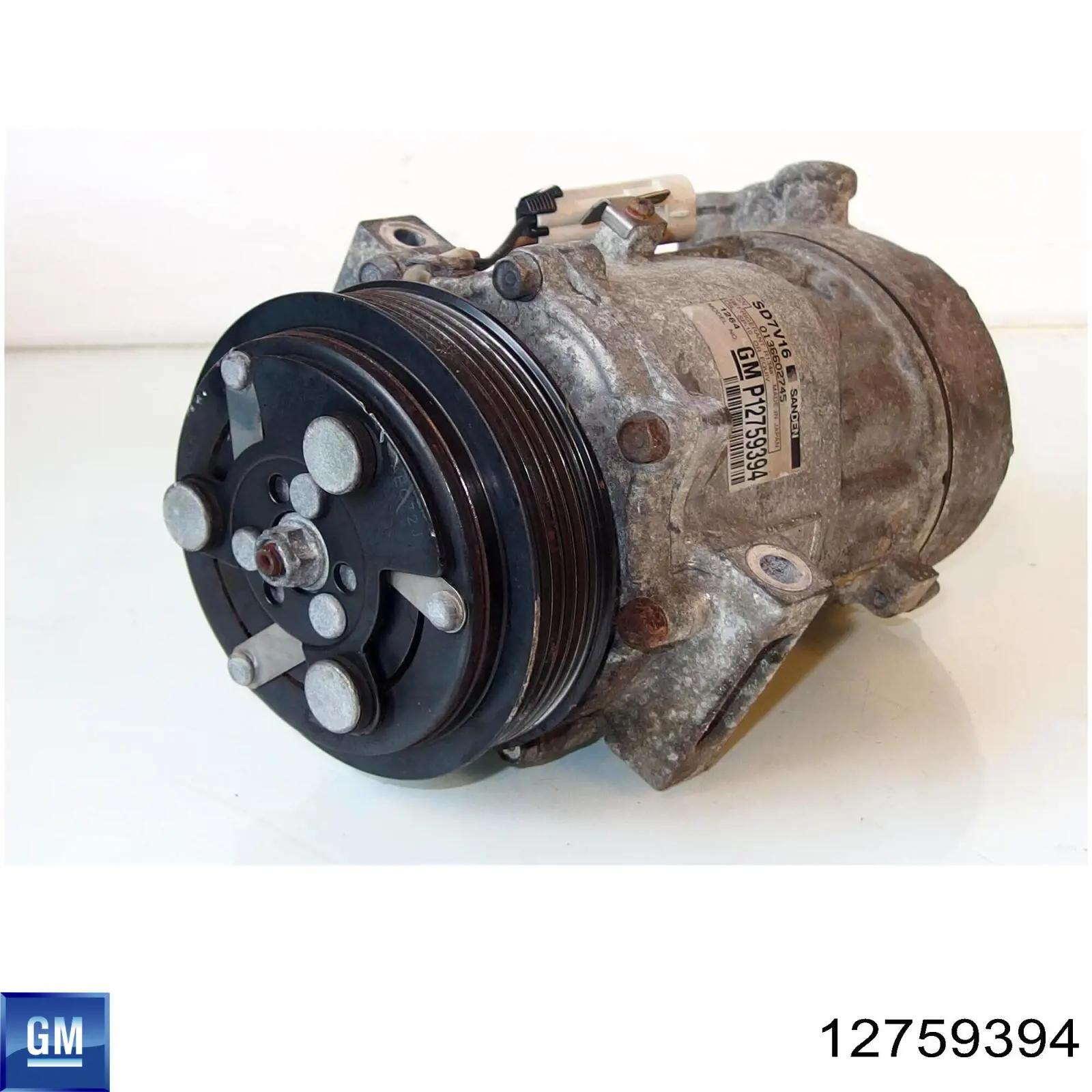 Компресор кондиціонера 12759394 General Motors