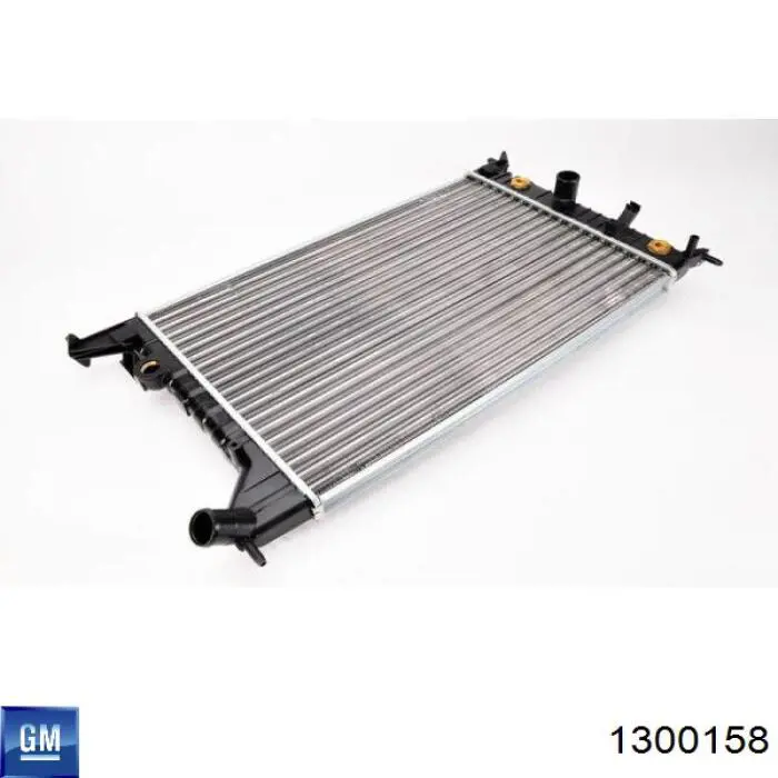 Купити 1300158 General Motors Радіатор двигуна