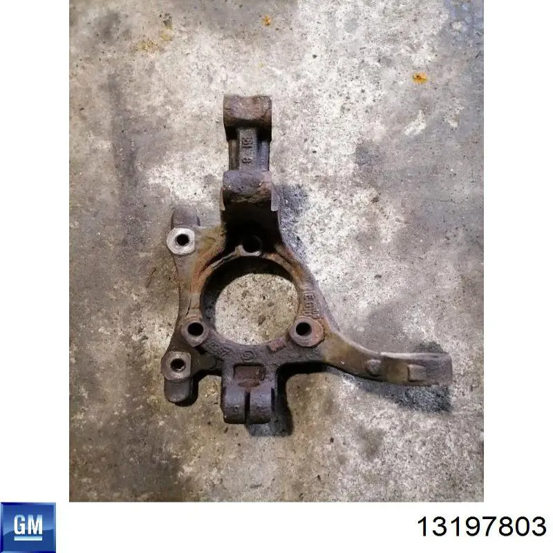 Купити 5308050 Opel Кулак поворотний передній правий