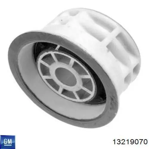 Купити 13219070 General Motors Сайлентблок передній балки/підрамника