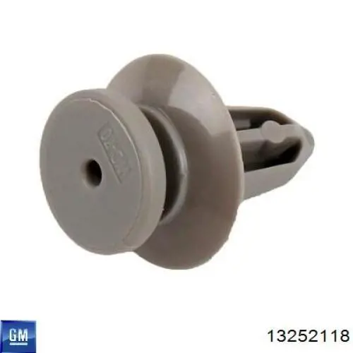 Купити 13252118 General Motors Пістон (кліп) кріплення обшивки дверей