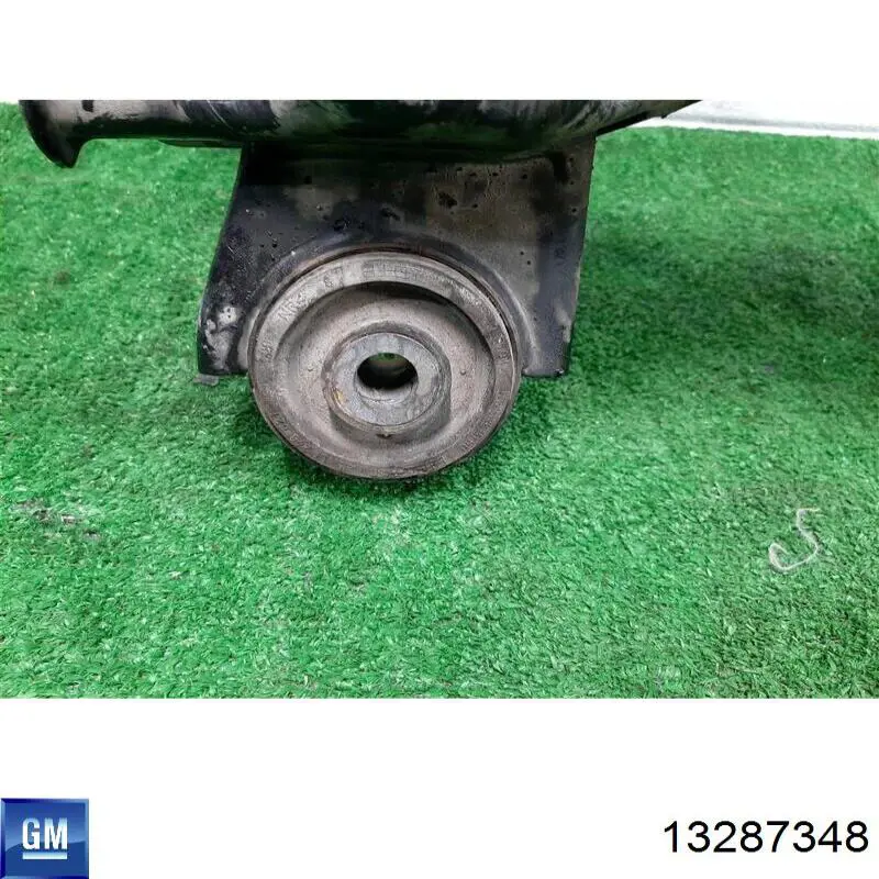 13287348 General Motors Передня балка