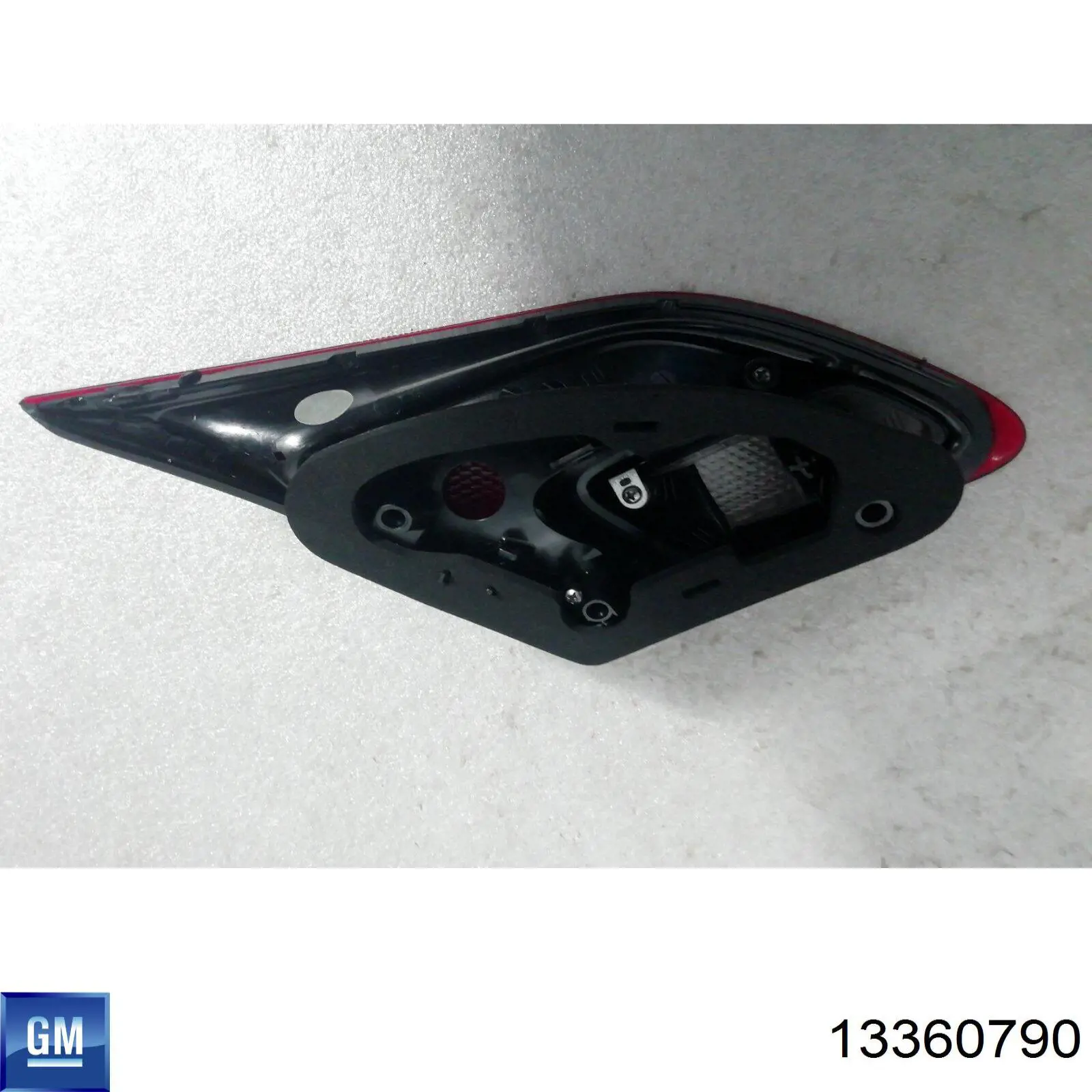 Ліхтар задній правий, внутрішній 13360790 General Motors