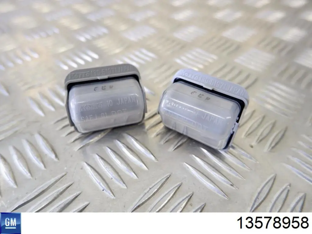 L372100004LED Depo/Loro/Abakus Ліхтар освітлення номерного знака