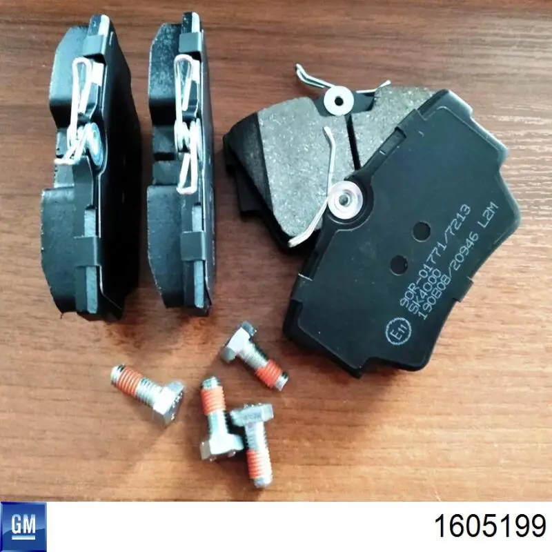 Задні гальмівні колодки 1605199 General Motors