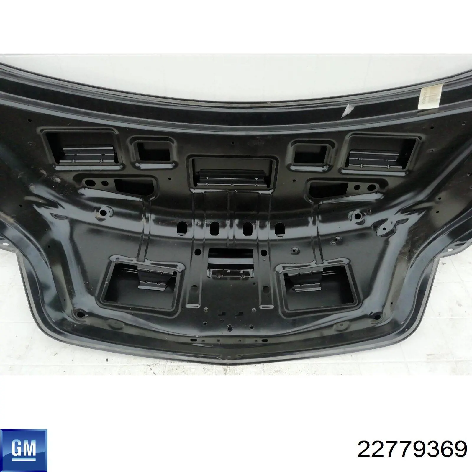 Кришка багажника 20960904 General Motors