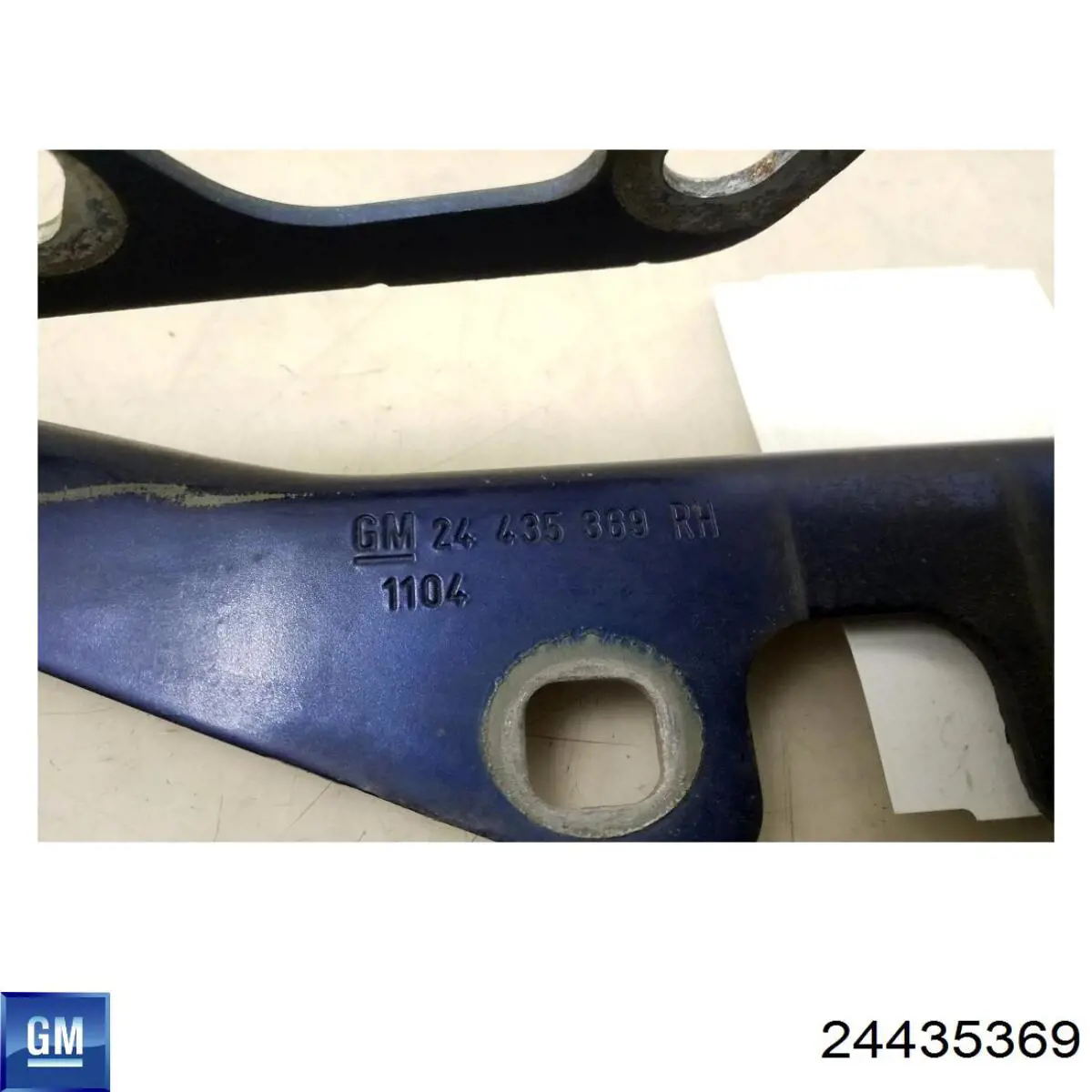 Купити 24435369 General Motors Шарнір капота правий
