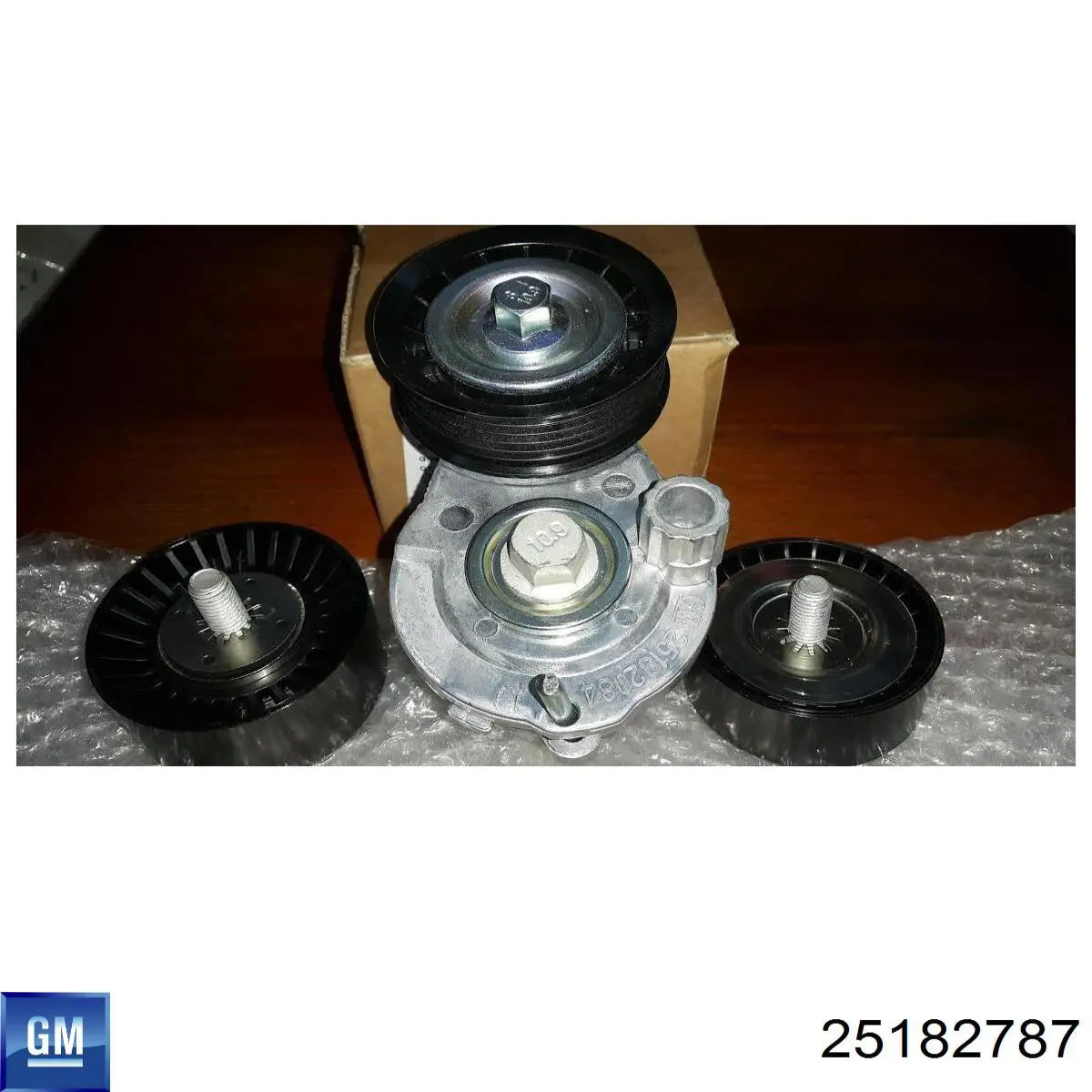 Натягувач приводного ременя SNR GA35383 ціна, від 42.22 USD
