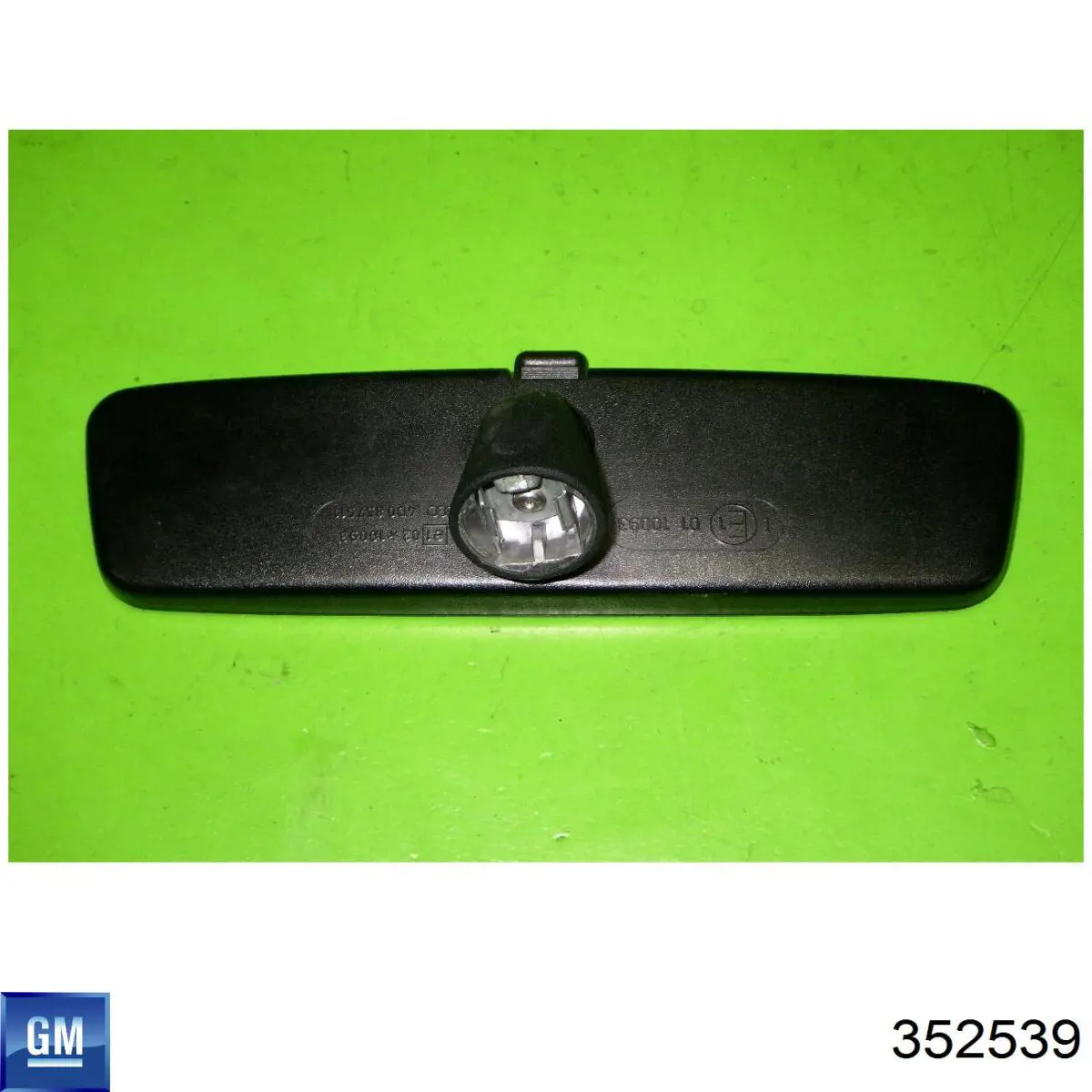 Сайлентблок передній цапфи (кулака) 13365176 General Motors