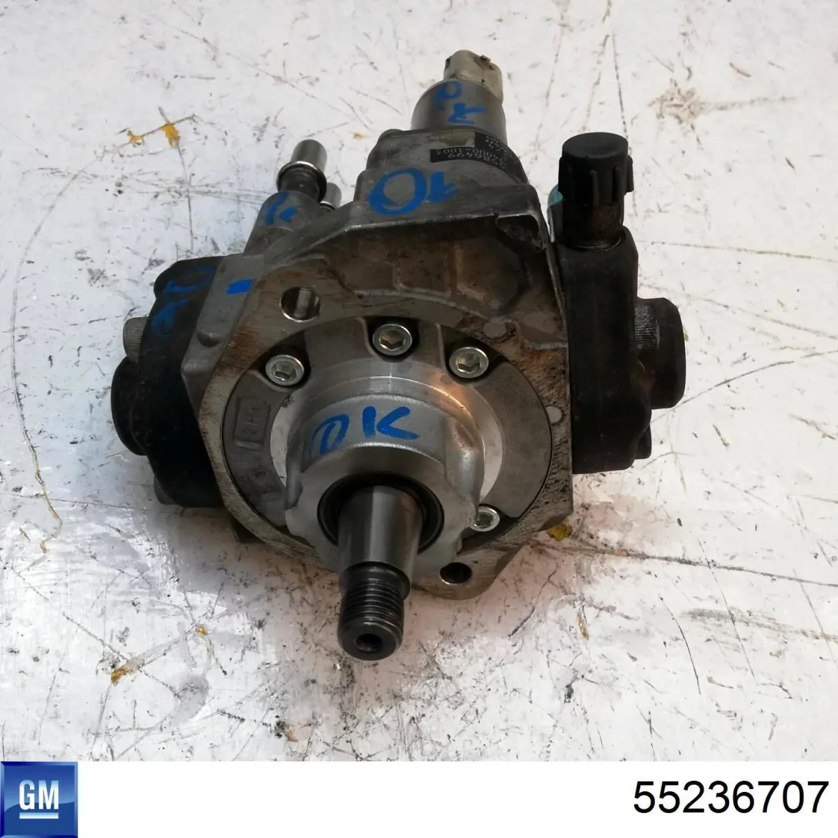 Паливний насос високого тиску 0986437097 Bosch