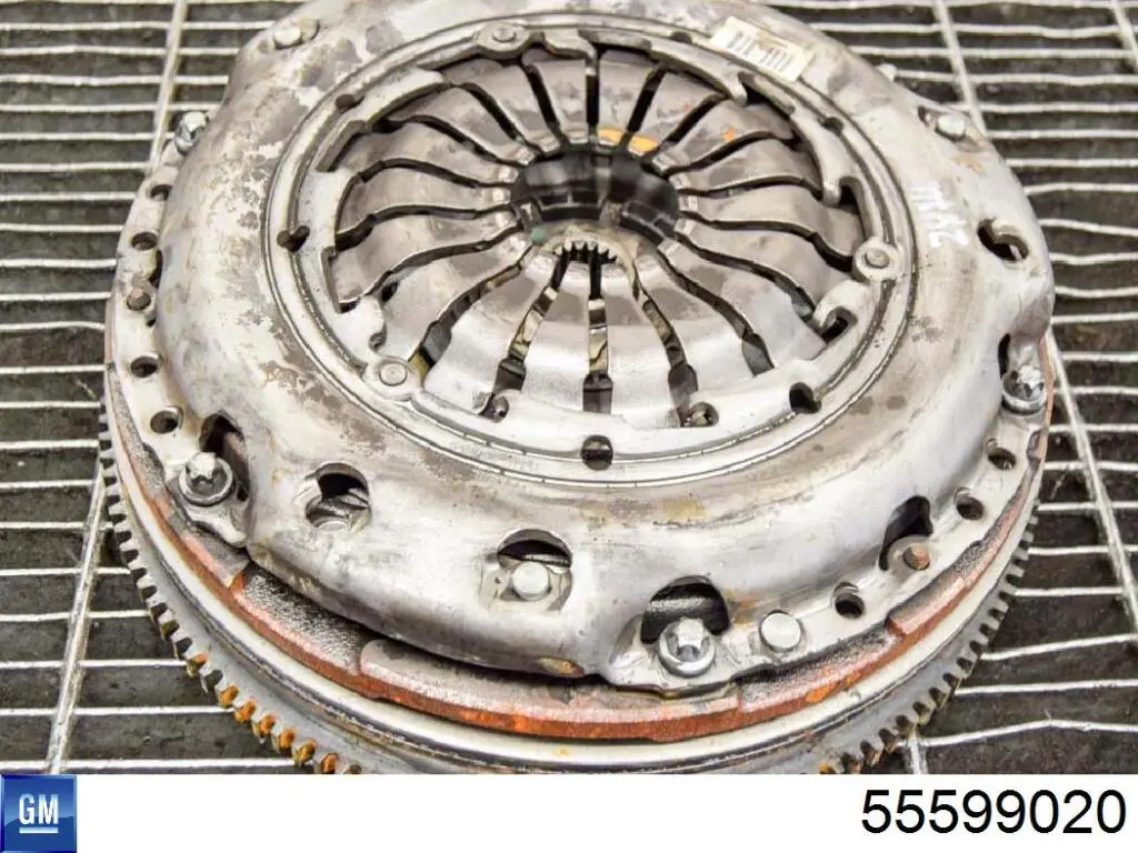Маховик зчеплення Opel 55587527