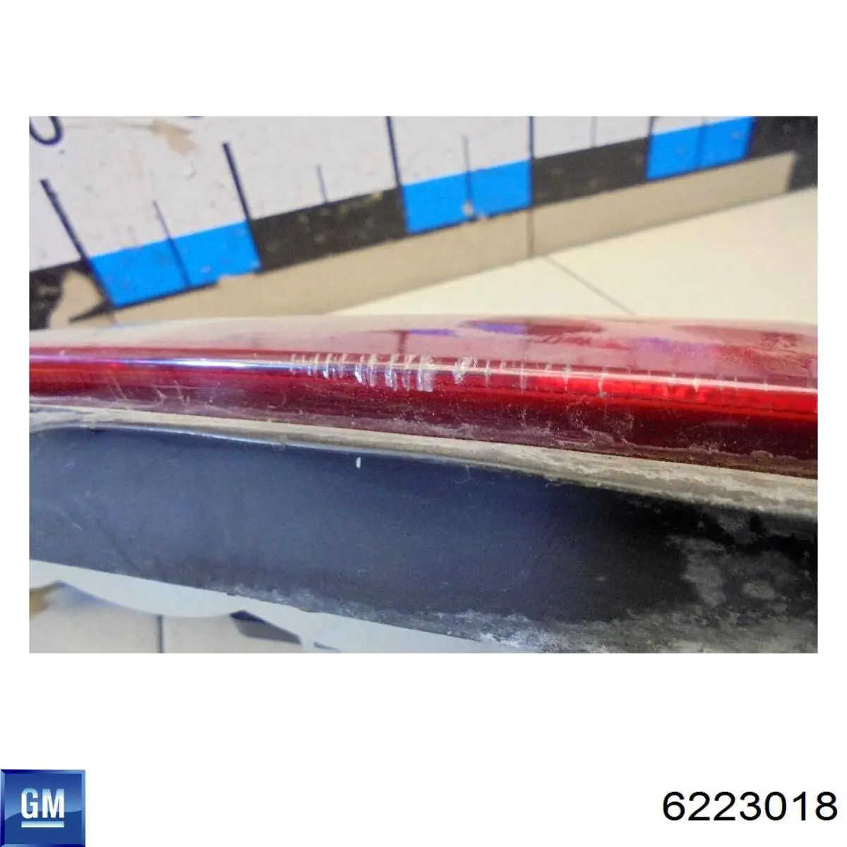 Купити 6223018 Opel Задня права фара