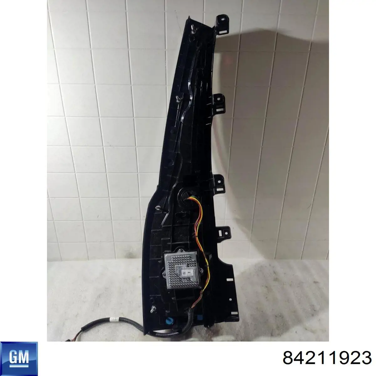 Купити 84211923 General Motors 