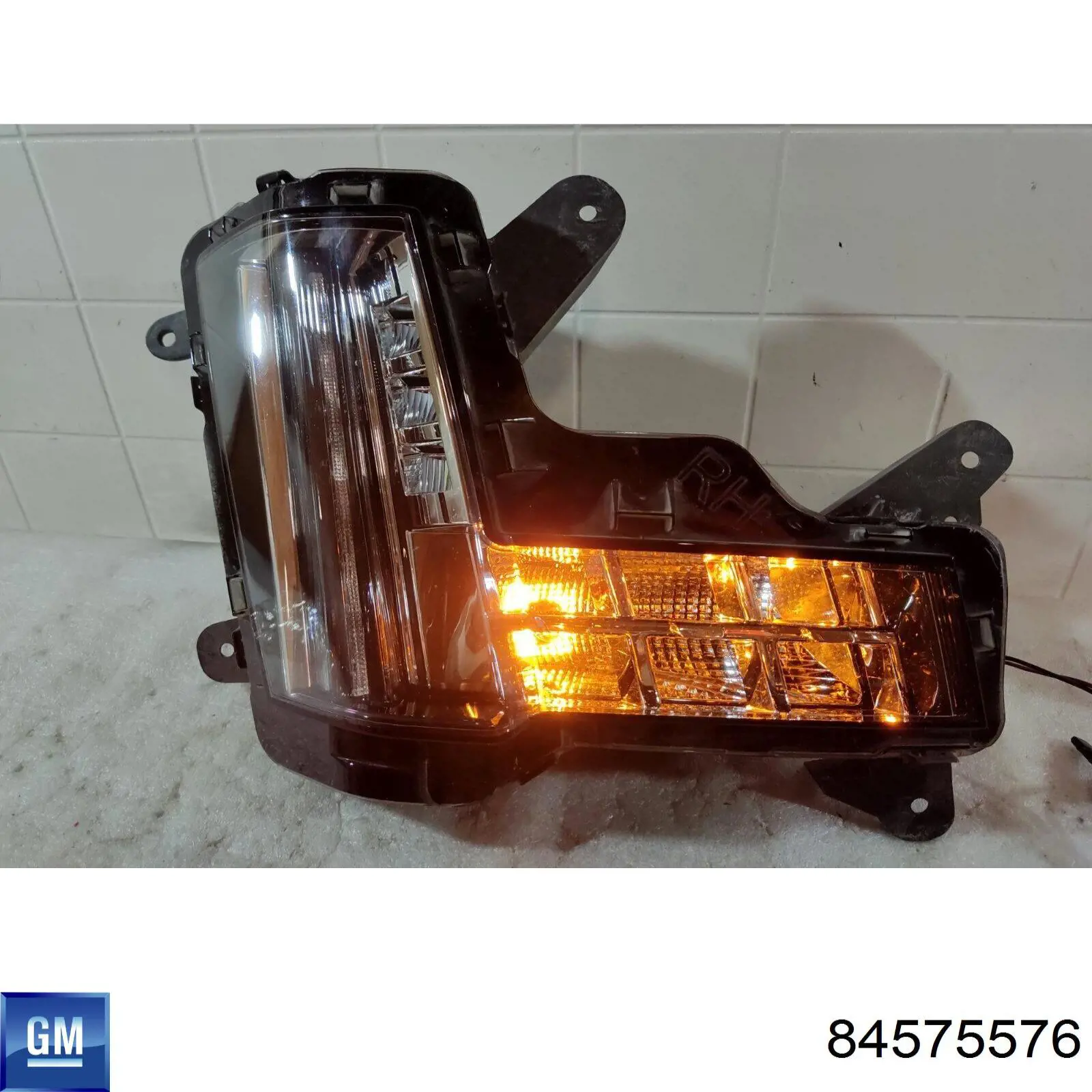 84575576 General Motors Фара протитуманна, права