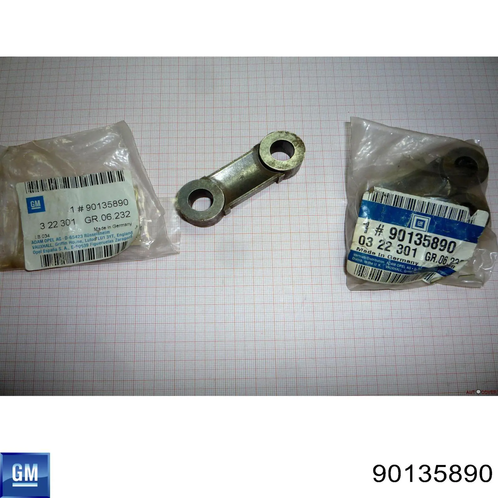 Втулка кріплення кермової рейки 90135890 General Motors