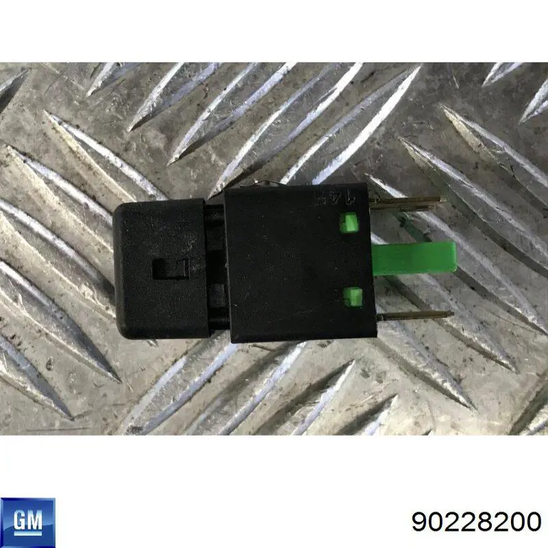  General Motors 90228200 ціна, від 14.08 USD