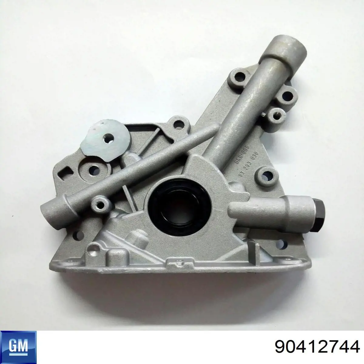 Масляний насос 90412744 General Motors