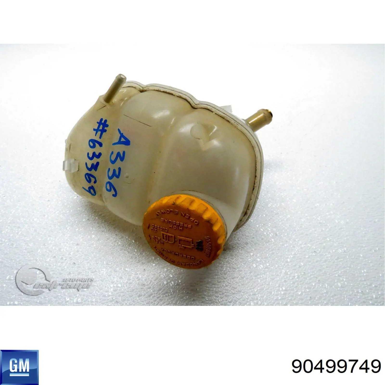 90499749 General Motors Розширювальний бачок охолодження