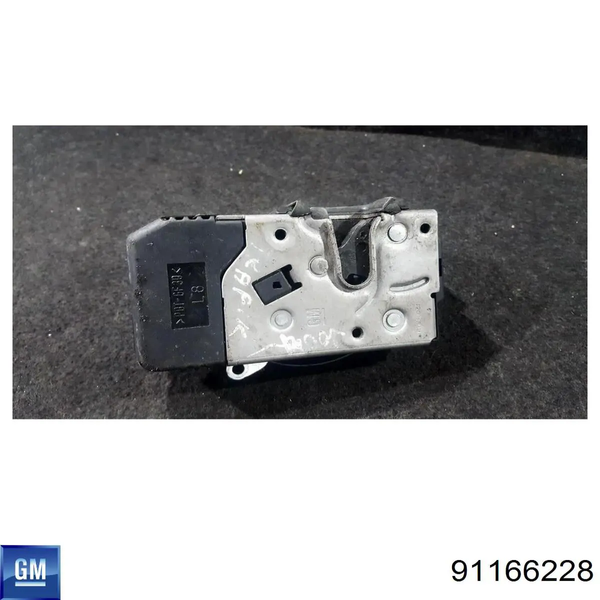 Замок водійських дверей на Opel Vivaro A F7