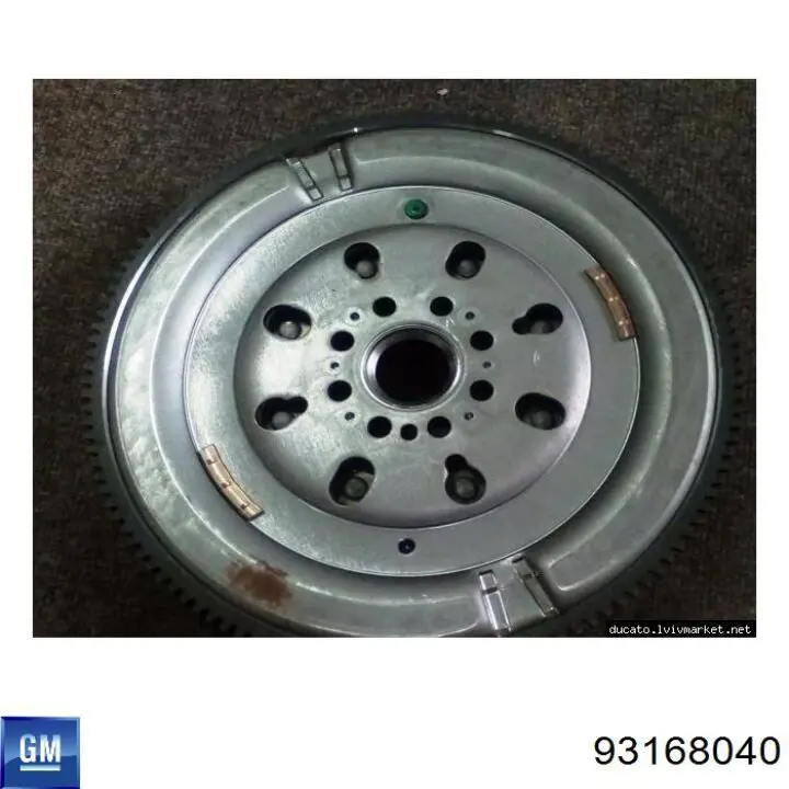 Демпферний маховик на Opel Vivaro A J7