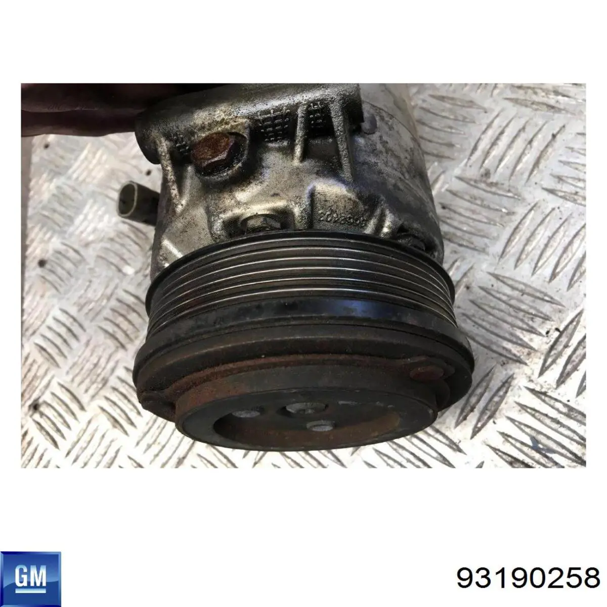 Купити 93190258 General Motors Компресор кліматичної установки