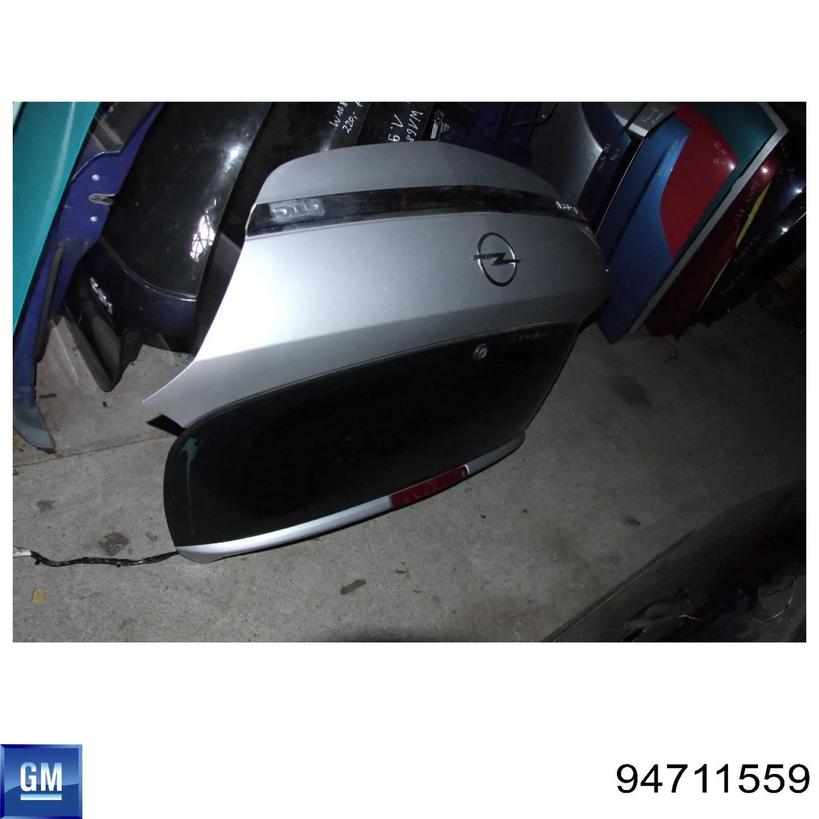 Двері передні, ліві Opel 0124078 ціна, від 38.25 USD