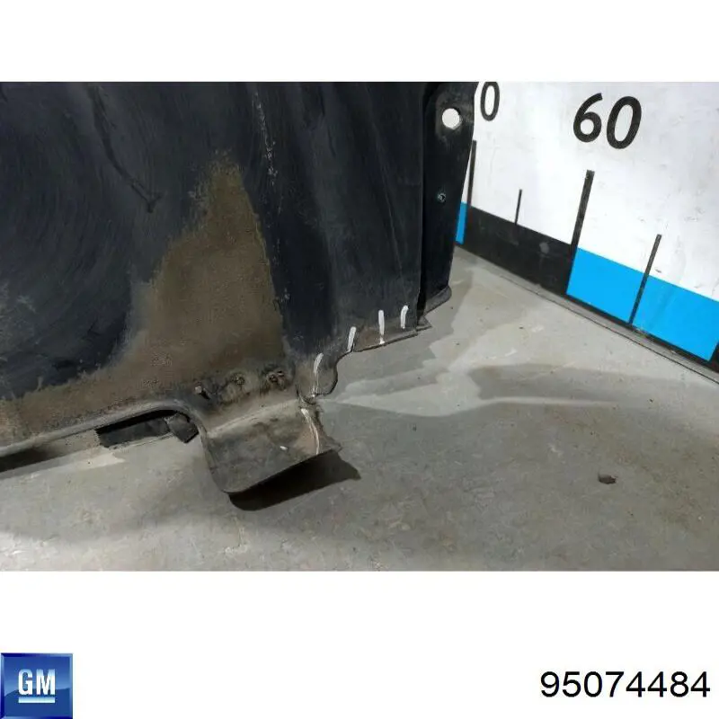Подкрильнікі переднього крила, правий General Motors 95074484 ціна, від 215.67 USD