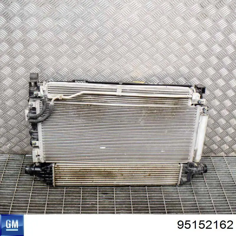 Радіатор охолодження, АКПП General Motors 95152162 ціна, від 89.26 USD