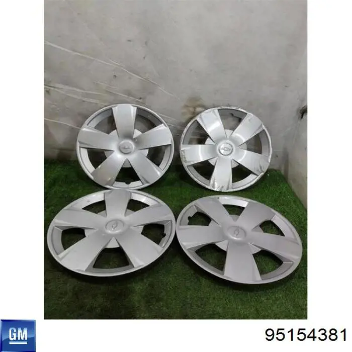 Ковпаки на диски General Motors 95154381 ціна, від 71.51 USD