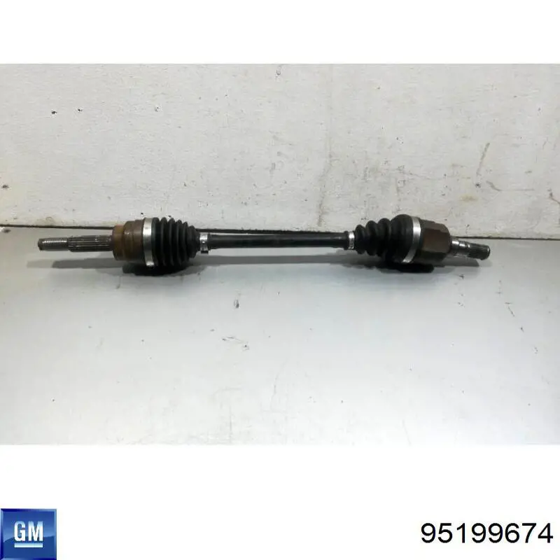 95199674 General Motors Привід лівий