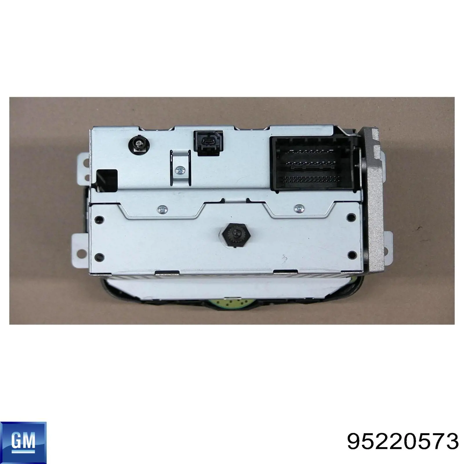 Рамка радіатора 95220573 General Motors