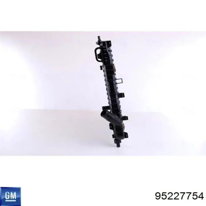 95227754 General Motors Радіатор охолодження двигуна