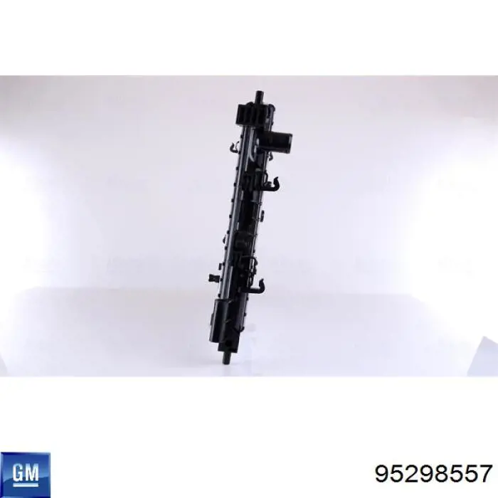 Купити 95298557 General Motors Радіатор двигуна