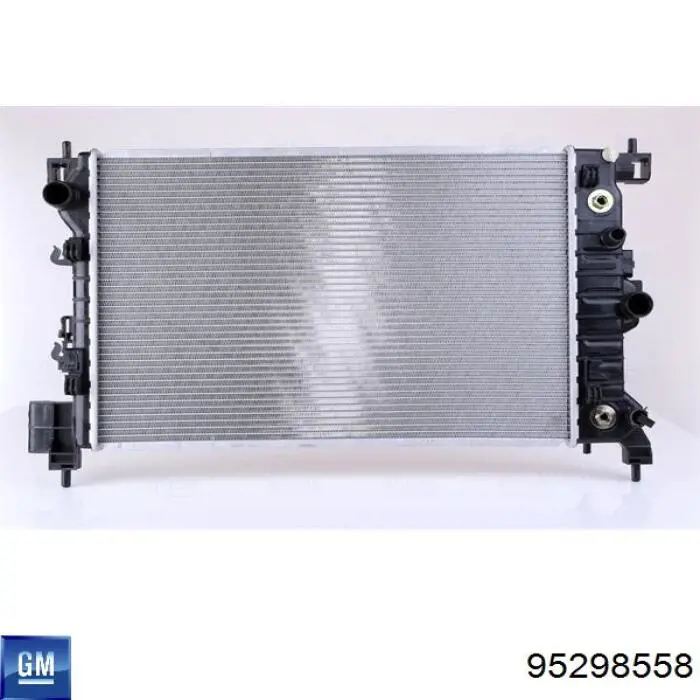 95298558 General Motors Радіатор охолодження двигуна