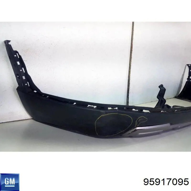 Кожух бампера заднього General Motors 95917095 ціна, від 305.99 USD