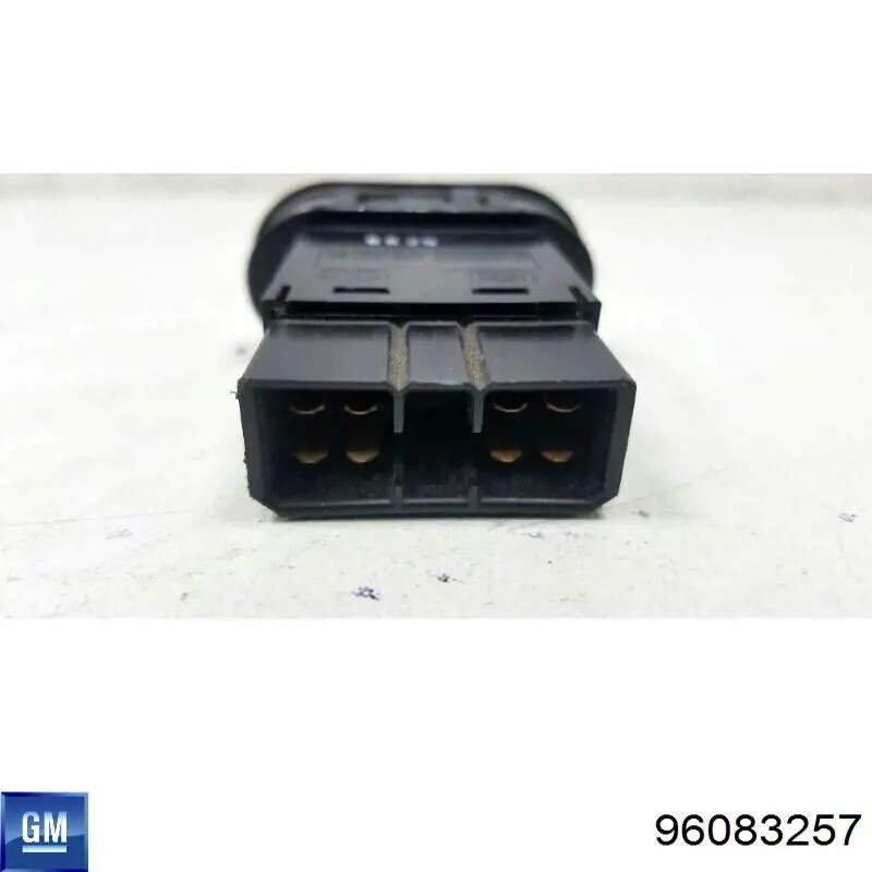 Купити 96083257 General Motors Кнопка включення аварійного сигналу