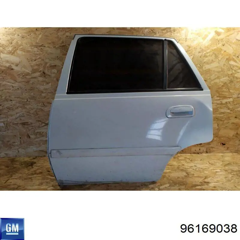 Двері задні Daewoo Nexia I седан (KLETN) (1995 - 2002) ціна, від 112.87 USD