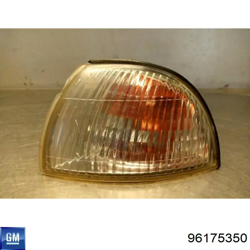 0200142K2C Tempest Покажчики повороту (передні)