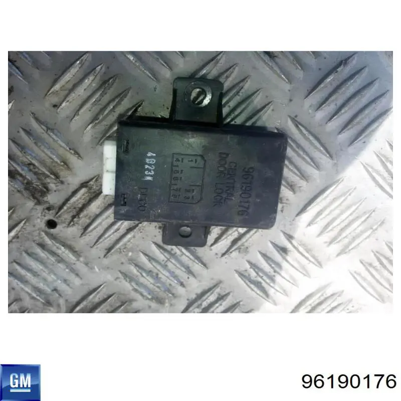 Вимикач центрального замка General Motors 96190176 ціна, від 14.01 USD