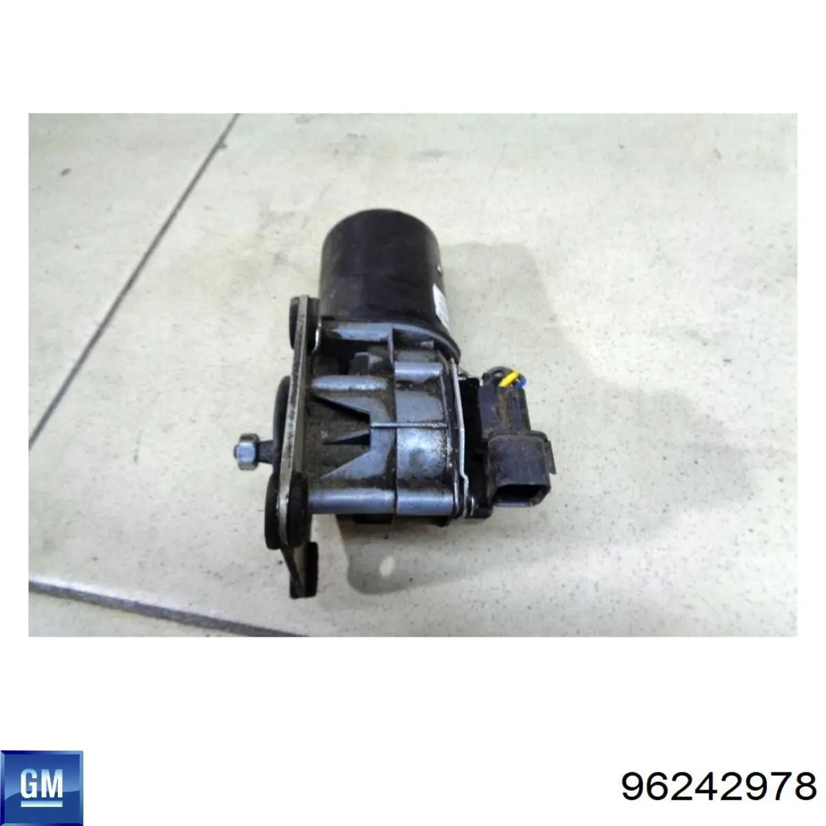 Решітка вентиляційна задня General Motors 96242978 ціна, від 11.29 USD