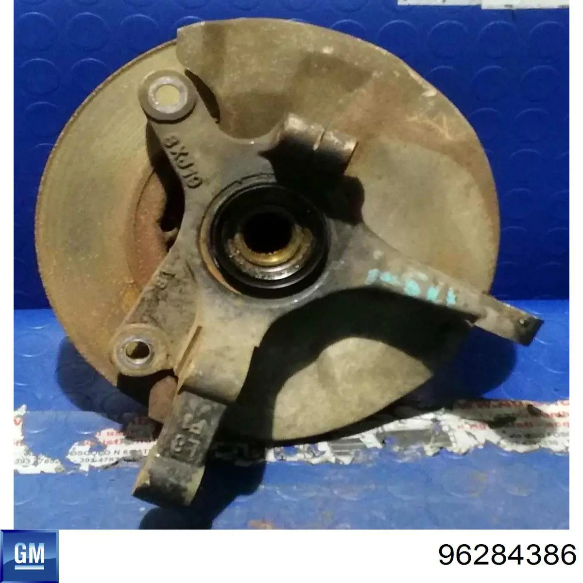 Цапфа поворотна ліва General Motors 96284386 ціна, від 21.49 USD