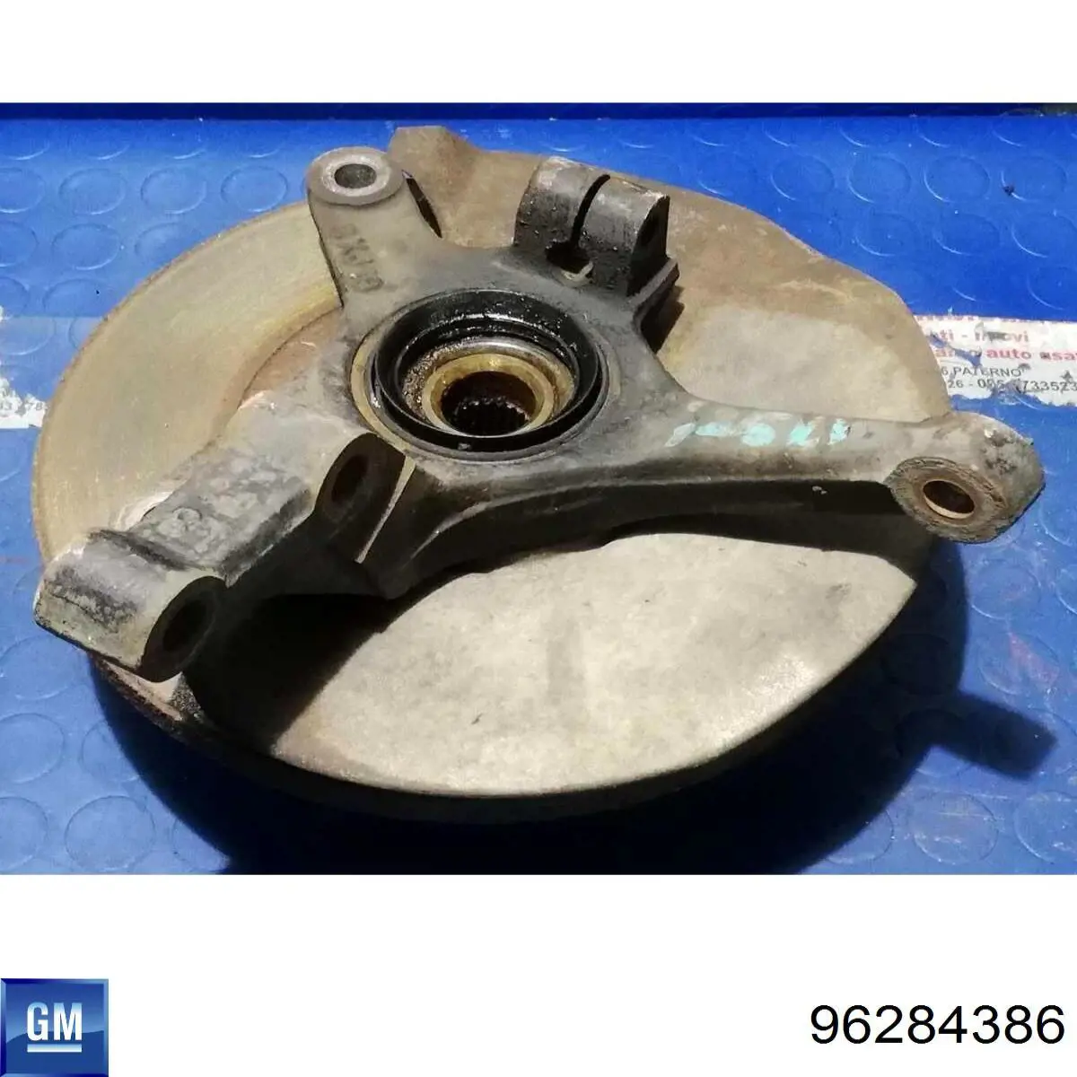 Купити 96284386 General Motors Цапфа поворотного кулака