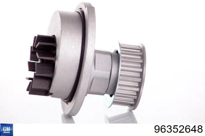Помпа 96352648 General Motors