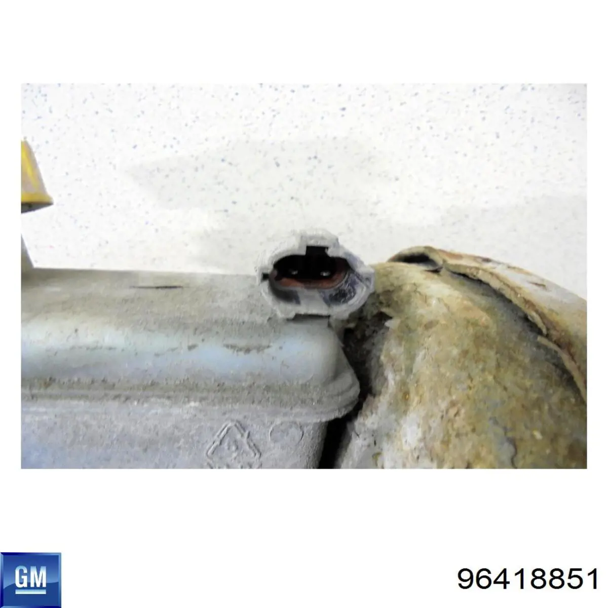 Циліндр головний гальма (Гідротормоз) General Motors 96418851 ціна, від 190.19 USD