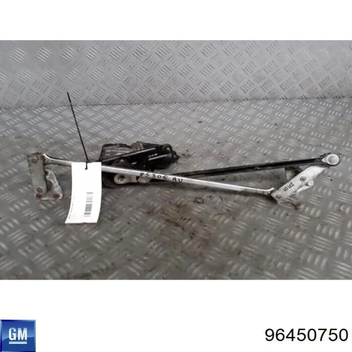 Трапеція щіток лобового скла Chevrolet Aveo I седан (T200) (2003 - 2008) ціна, від 10.08 USD